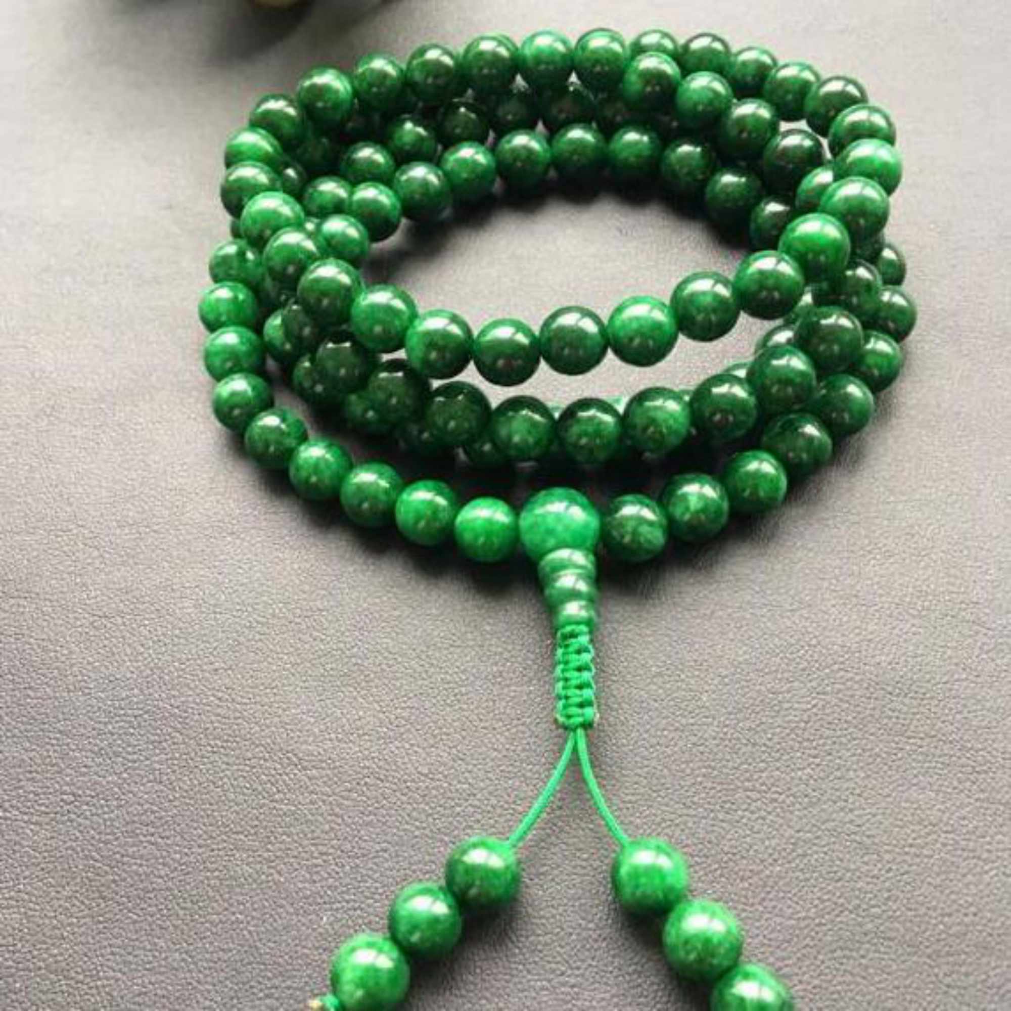 Pulsera de cuentas de jade ver - Yoga Health & Fitness Center reseña y precio