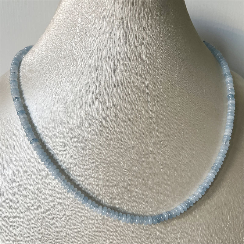 Collar de cuentas de piedra Na - Yoga Health & Fitness Center reseña y precio
