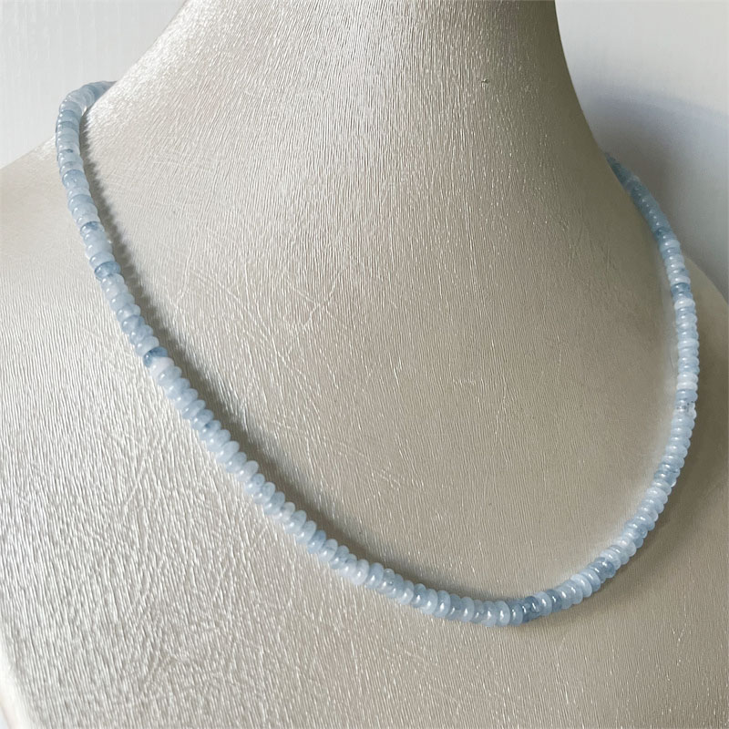 Collar de cuentas de piedra Na - Yoga Health & Fitness Center reseña y precio